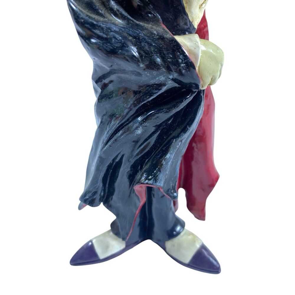 Vintage Casting Resin Dracula With Bat Standing Figurine Halloween Collectible - Picture 4 of 9